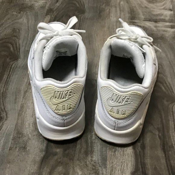 Nike Air Max 90 Triple White Youth Size 6Y Style 307793-167   - 224835 - Picture 5 of 12